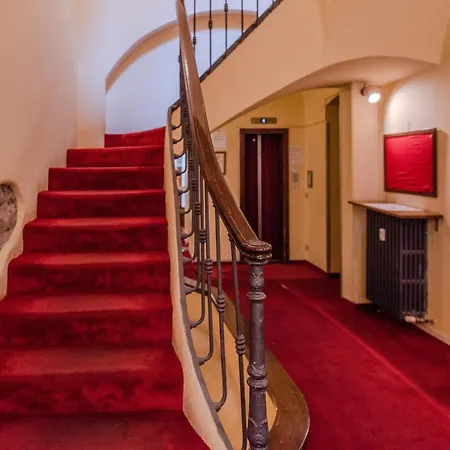 Familia - 257 By Happyhostorino * Turín