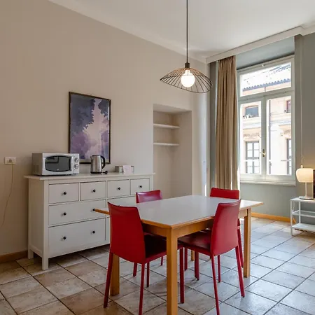 Familia - 257 By Happyhostorino Apartman